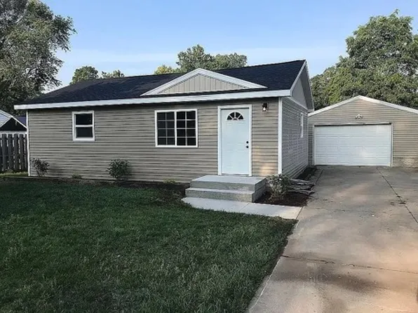 5647 Averill Ave SW, Wyoming, MI 49548