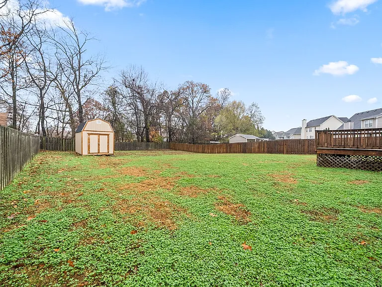 1626 Autumn Dr — Photo 27