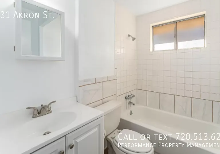 1231 Akron St — Photo 12