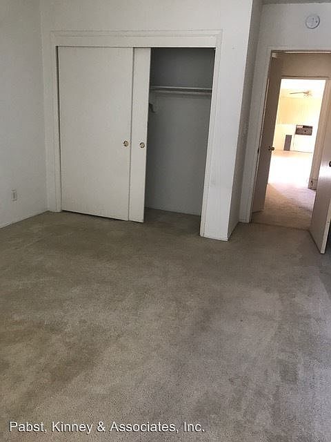 2nd image of 1400 S Citrus Ave APT 05