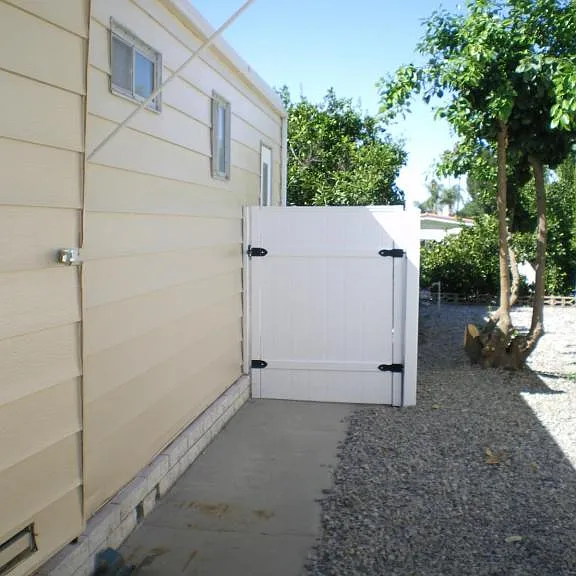 101 San Mateo Cir — Photo 16