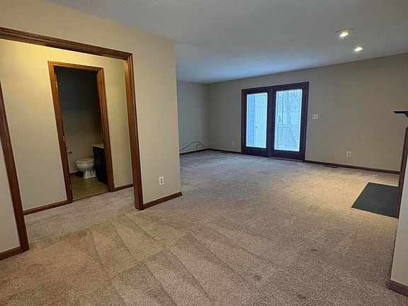 5th image of 8372 McGuire Dr