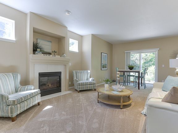 3rd image of 1487 NE Parkside Dr