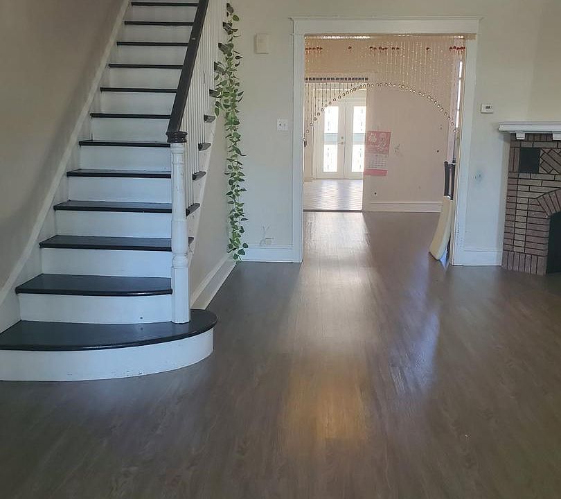1st image of 3511 Oakmont St