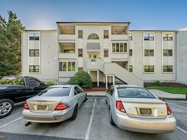 1011 Governor Cir, Wilmington, DE 19809