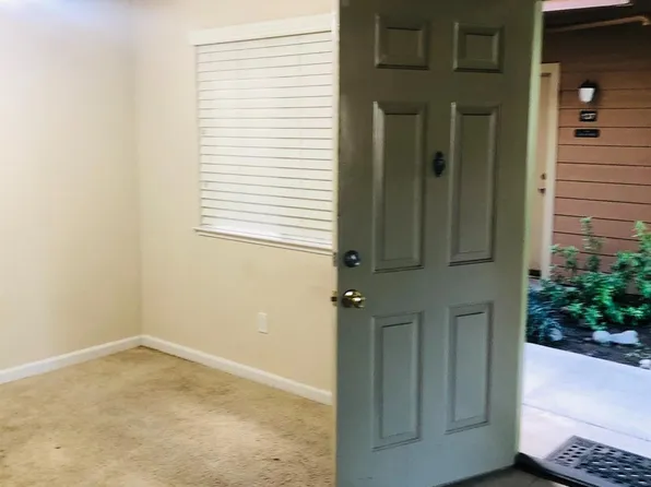 11150 Trinity River Dr APT 133, Rancho Cordova, CA 95670