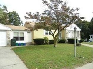 519 Killingly St, Providence, RI 02919