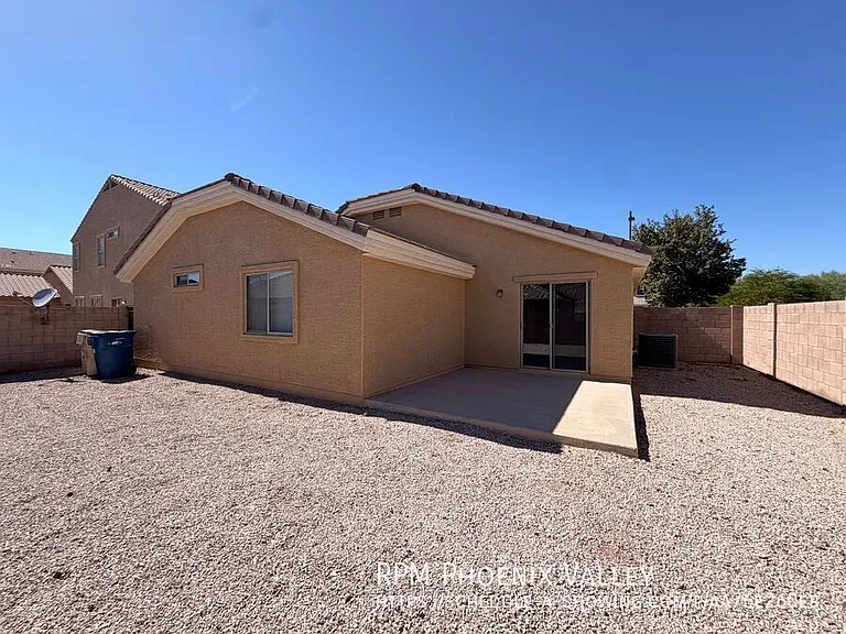 23927 W La Salle St — Photo 26