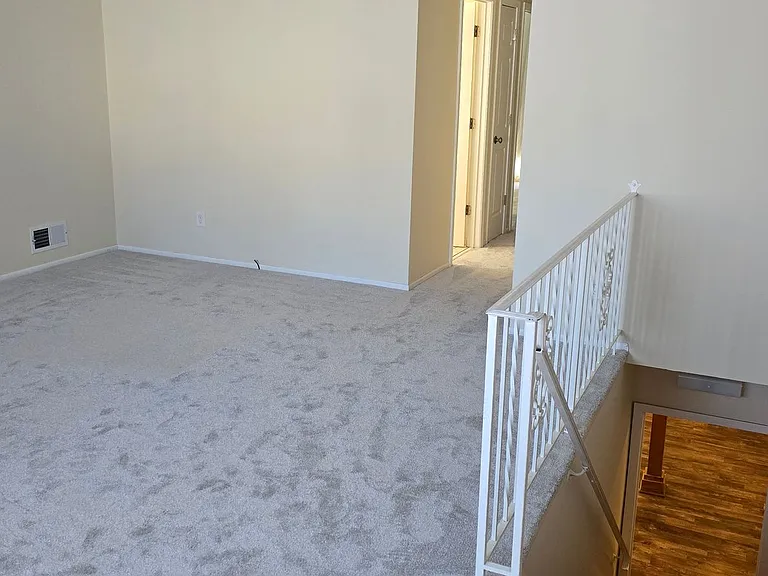 2187 Cedar Ln — Photo 4