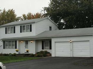 1150 Jackson Rd #E, Webster, NY 14580