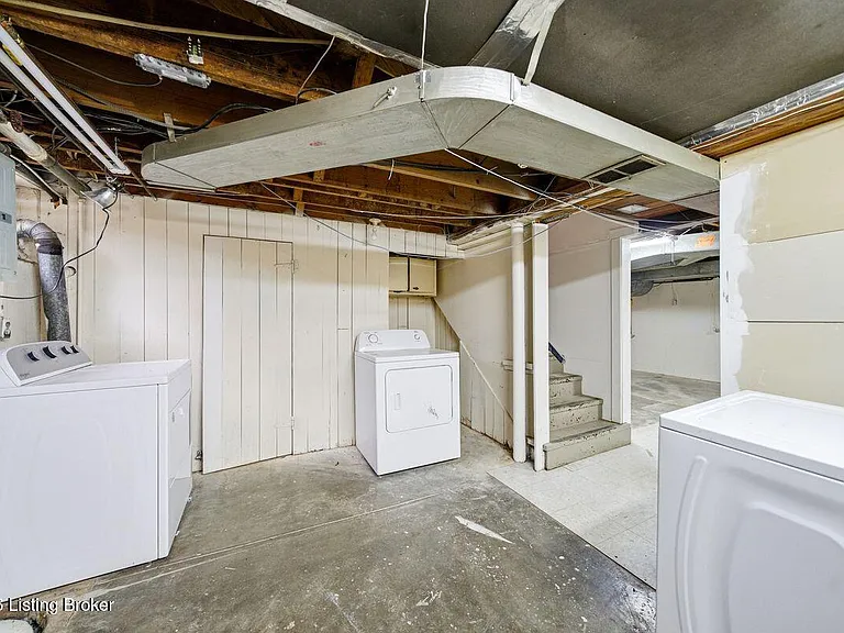 1209 Valley Dr — Photo 38
