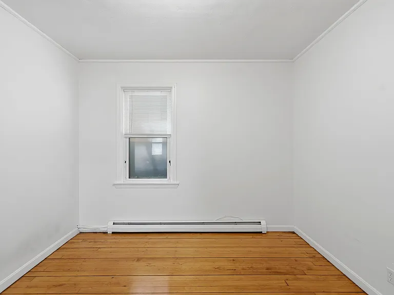 46 E Transit St #1F — Photo 17