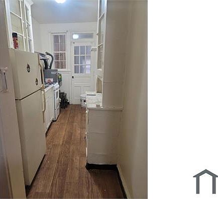 1st image of 149 36th St NE APT 2