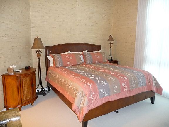 4th image of 806 E Windward Way APT 602