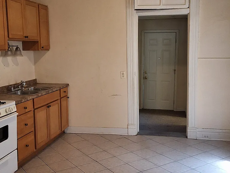 2019 Chippewa St — Photo 4