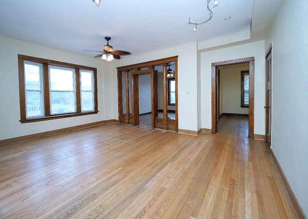 2 bed, 1400 sqft, $1,600 — Photo 1