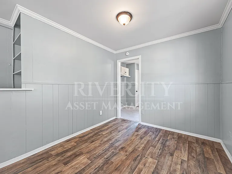 3132 Kingston St — Photo 16