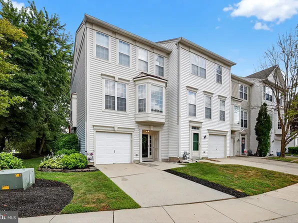 1 Firethorn Ln, Delran, NJ 08075