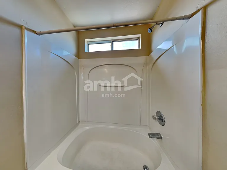 4105 W Irwin Ave — Photo 16