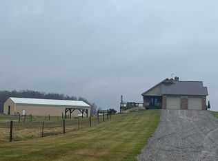 7271 Auglaize Rd, Waynesfield, OH 45896