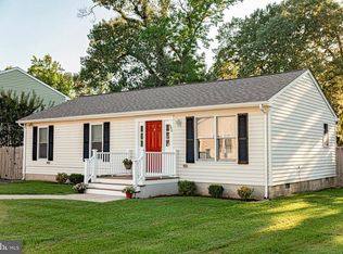 1368 Jordan Dr, Shady Side, MD 20764