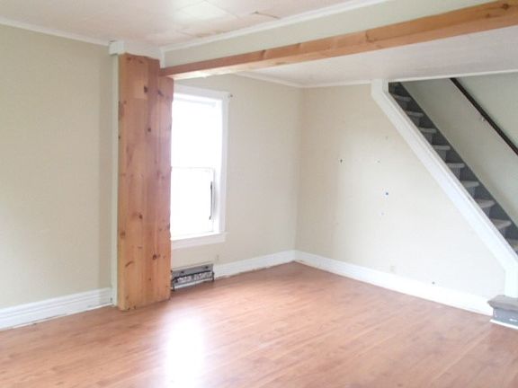 4th image of 10 Rochester St
