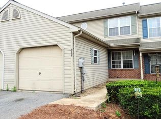 822 Woodridge Dr, Middletown, PA 17057