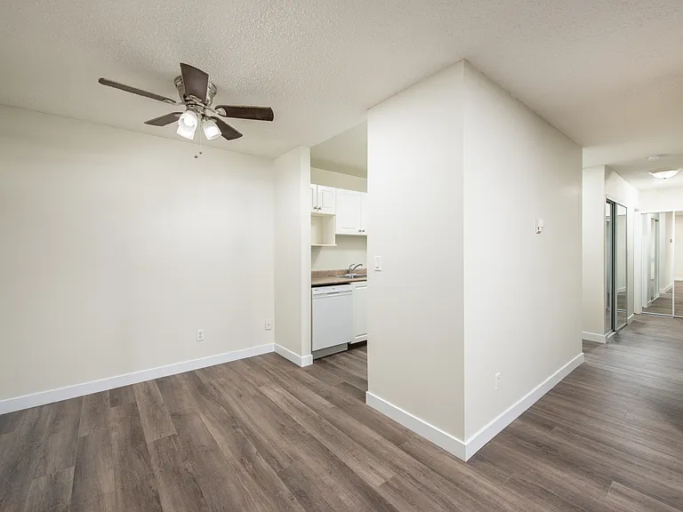 4608 52nd Ave — Photo 34