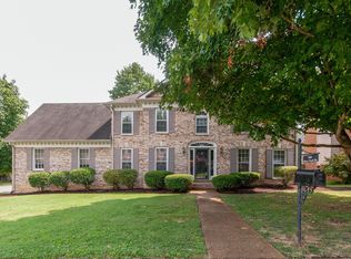 7401 River Park Dr, Nashville, TN 37221
