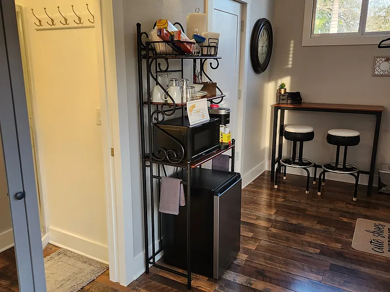 1710 Linhart Ave #B — Photo 8