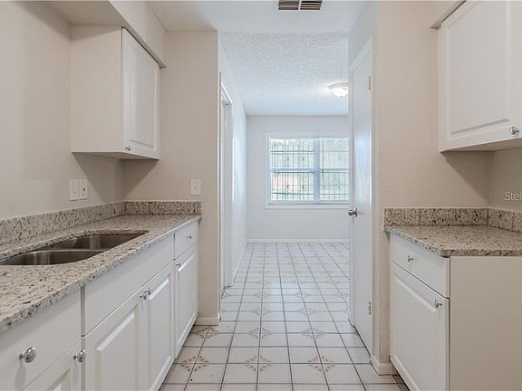 3rd image of 2115 Continental Blvd