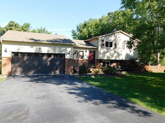 2nd image of 42 Lynette Dr