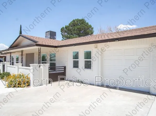 11025 Tom Weiskopf Dr #B, El Paso, TX 79936