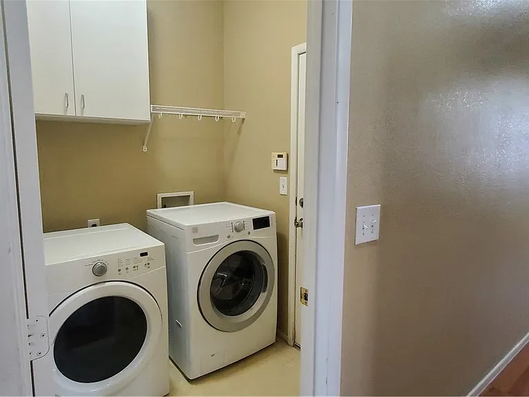3017 Hartley Cove Ave — Photo 33