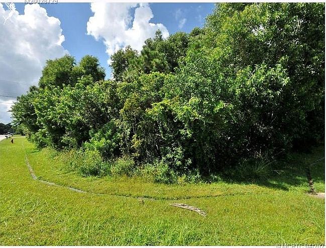 1st image of 3098 SE Miracle Ln