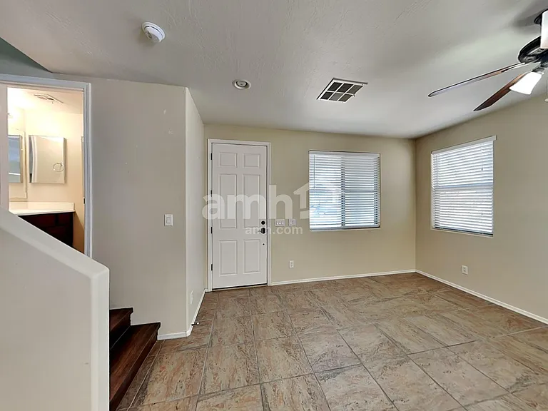 3774 E Santa Fe Ln — Photo 9