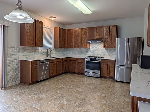 2nd image of 172 Chandler Springs Dr