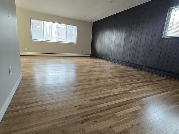 4th image of 0 Grove St #2