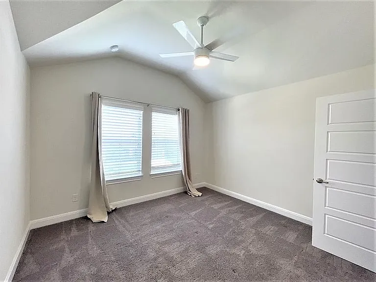 716 Expedition Way — Photo 9
