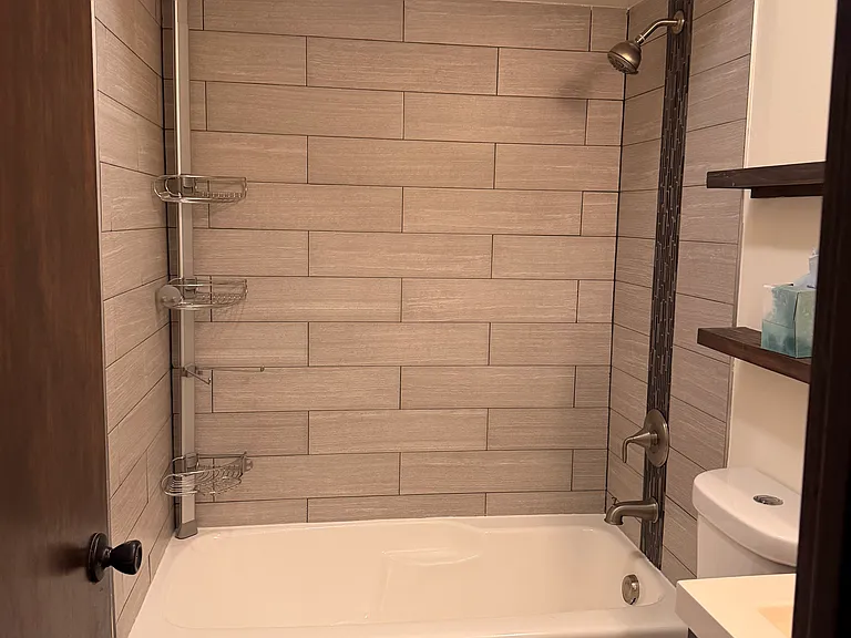 52 Heckel St #102 — Photo 24