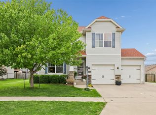 3300 Poplar Dr SW, Bondurant, IA 50035