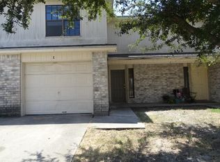 200 N Commonsway Dr APT F, Portland, TX 78374
