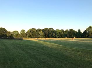 3550 Grove Park Dr, College Grove, TN 37046