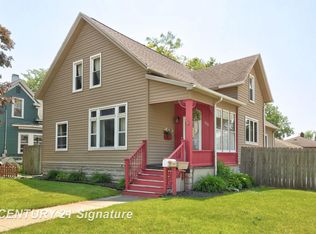 400 Woodside Ln, Bay City, MI 48708