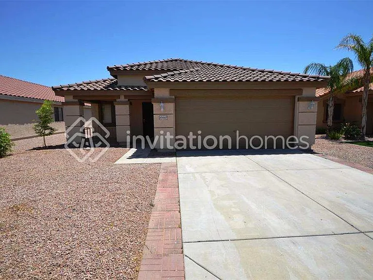 10465 E Azalea Ave — Photo 1
