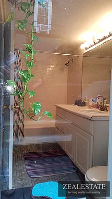 Rented by ZealEstate Group Inc | media 48