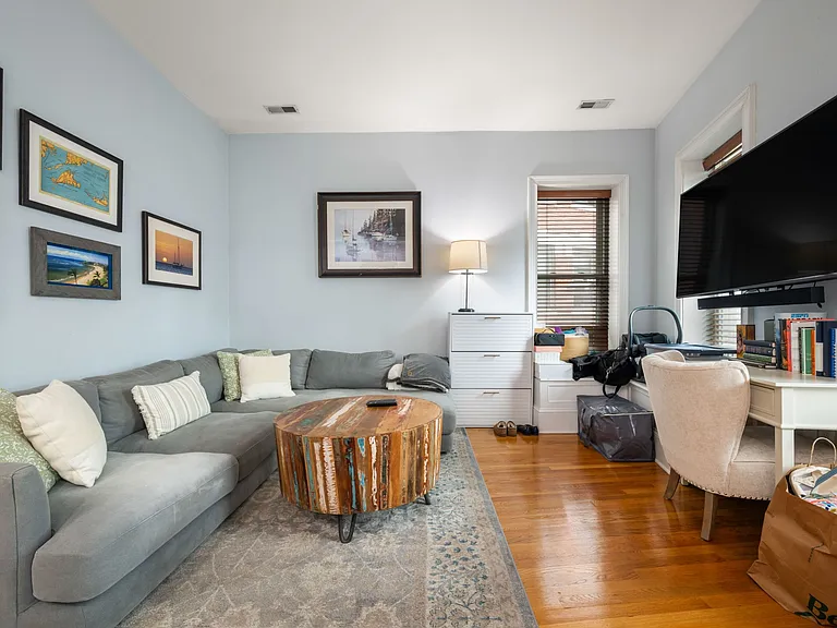 177 Endicott St #2 — Photo 8