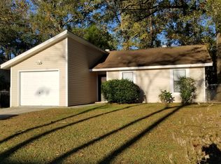 32 Delaware Rd, Goose Creek, SC 29445