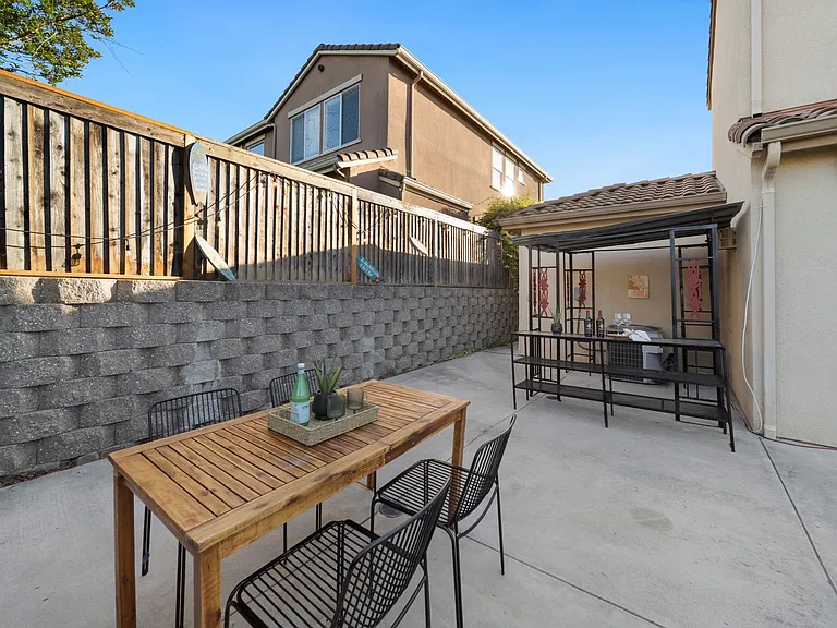 1578 Quiet Pond Ln — Photo 41
