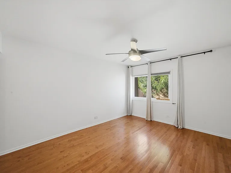 1100 E Randville Dr #203 — Photo 17